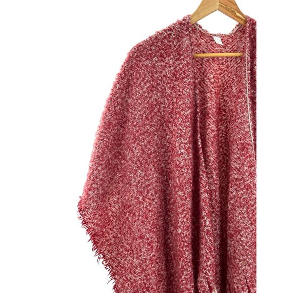 Just Be Shawl Poncho Red Knit Fringe Hem‎ Soft Cozy One Size - Picture 6 of 9